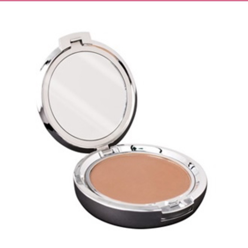 TIGI powder foundation Charm NIB